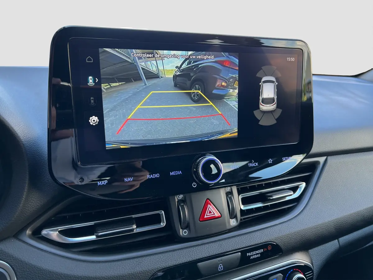1.6 T-GDi Premium Automaat | Camera | Carplay | Climate controle | Lederen bekleding | Bestuurdersstoel met geheugen | Dodehoek detectie | Draadloos laden | Full LED | Keyless entry | Stoelv