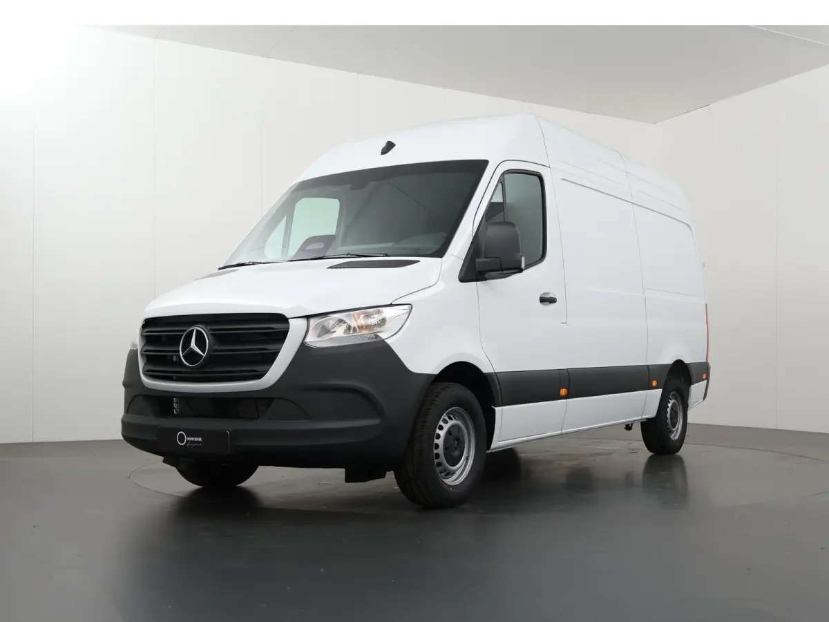 315 L2H2 RWD PRO | 3500kg TREKKEN | AUTOMAAT | 3-ZITS | CRUISE CONTROL |