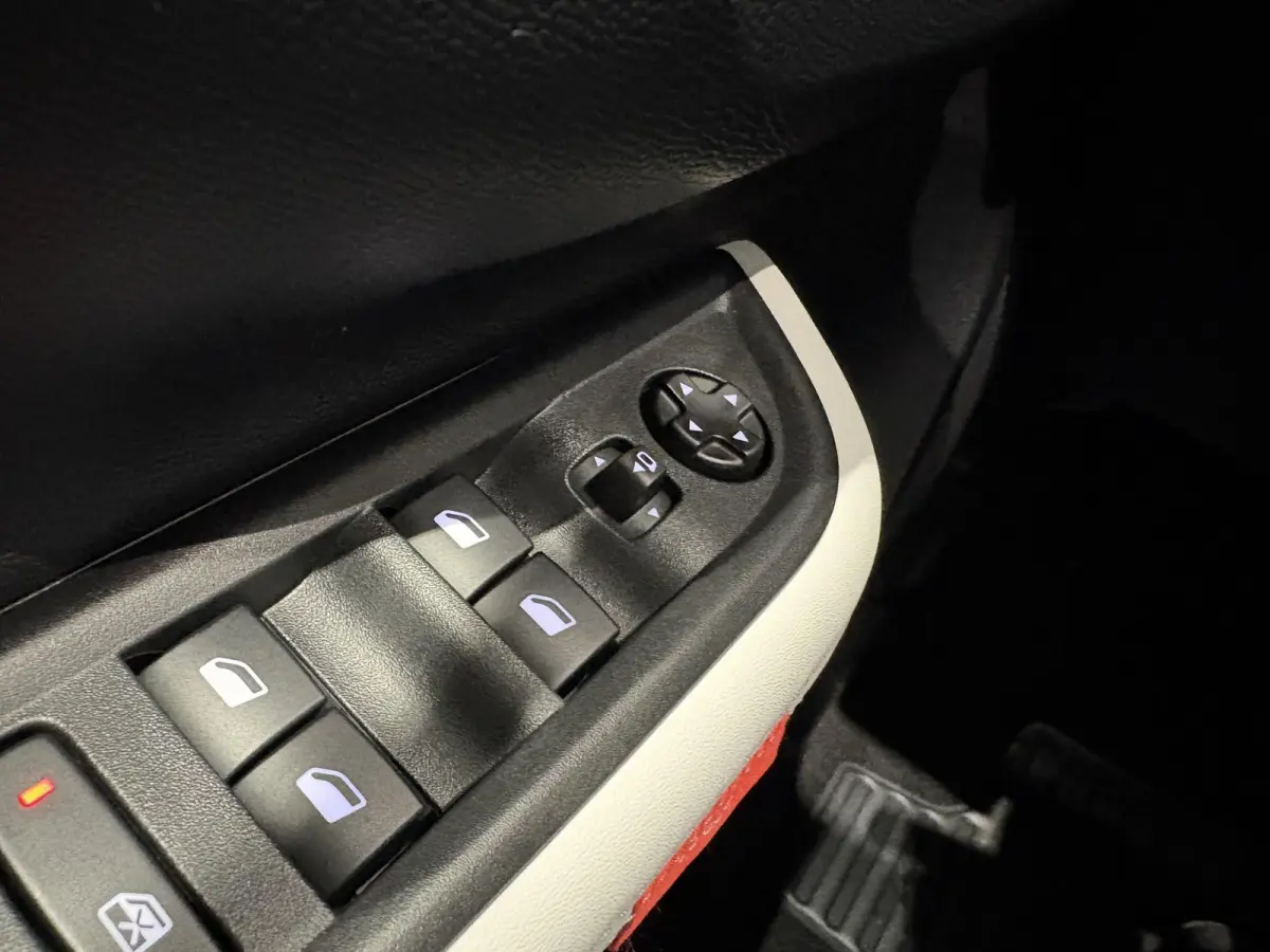1.2 Hybrid 145pk Max | APPLE CARPLAY & ANDROID AUTO | CAMERA | CLIMATE CONTROL |