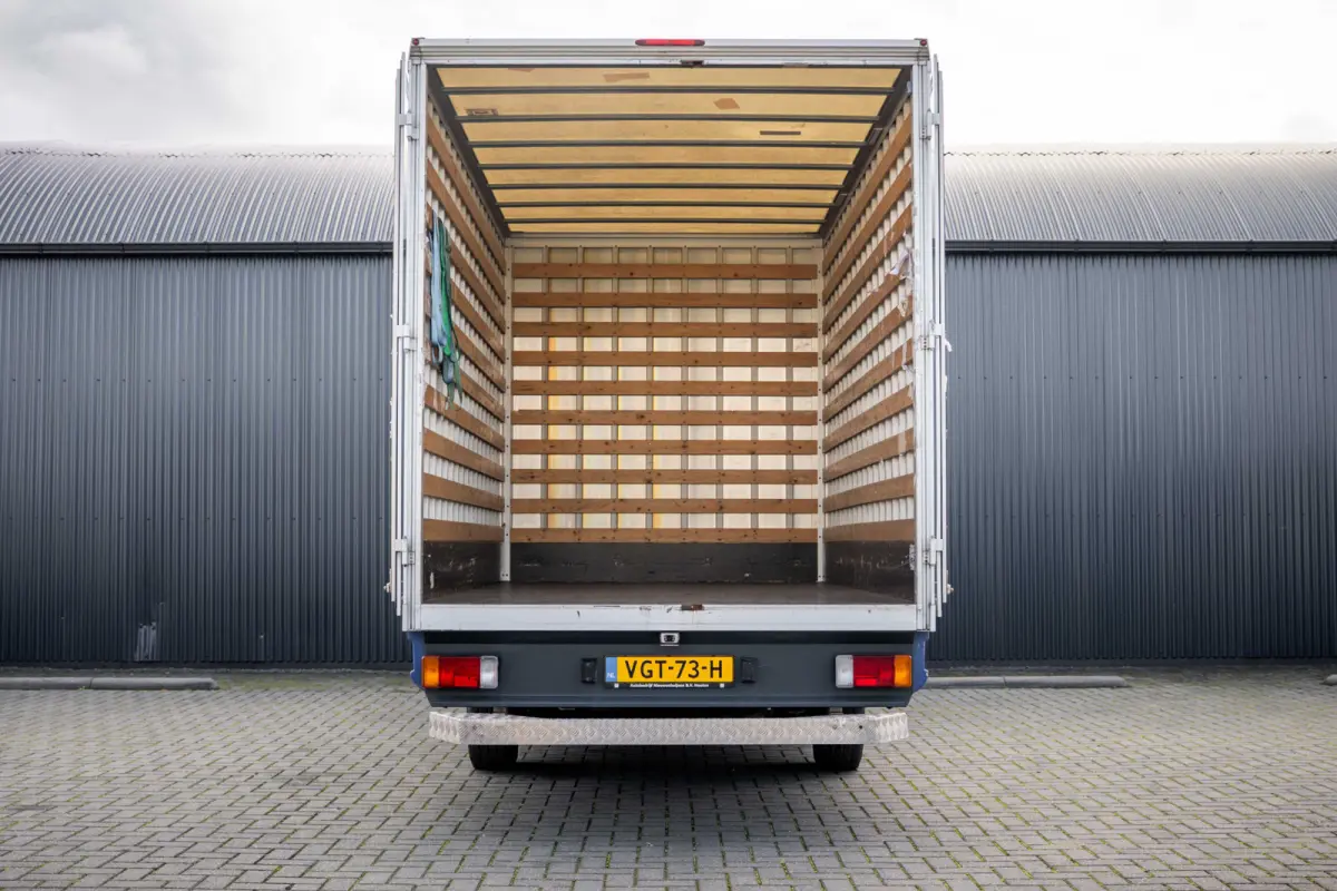 | Volledig Elektrisch | 3-Zits | Camera | Bakwagen