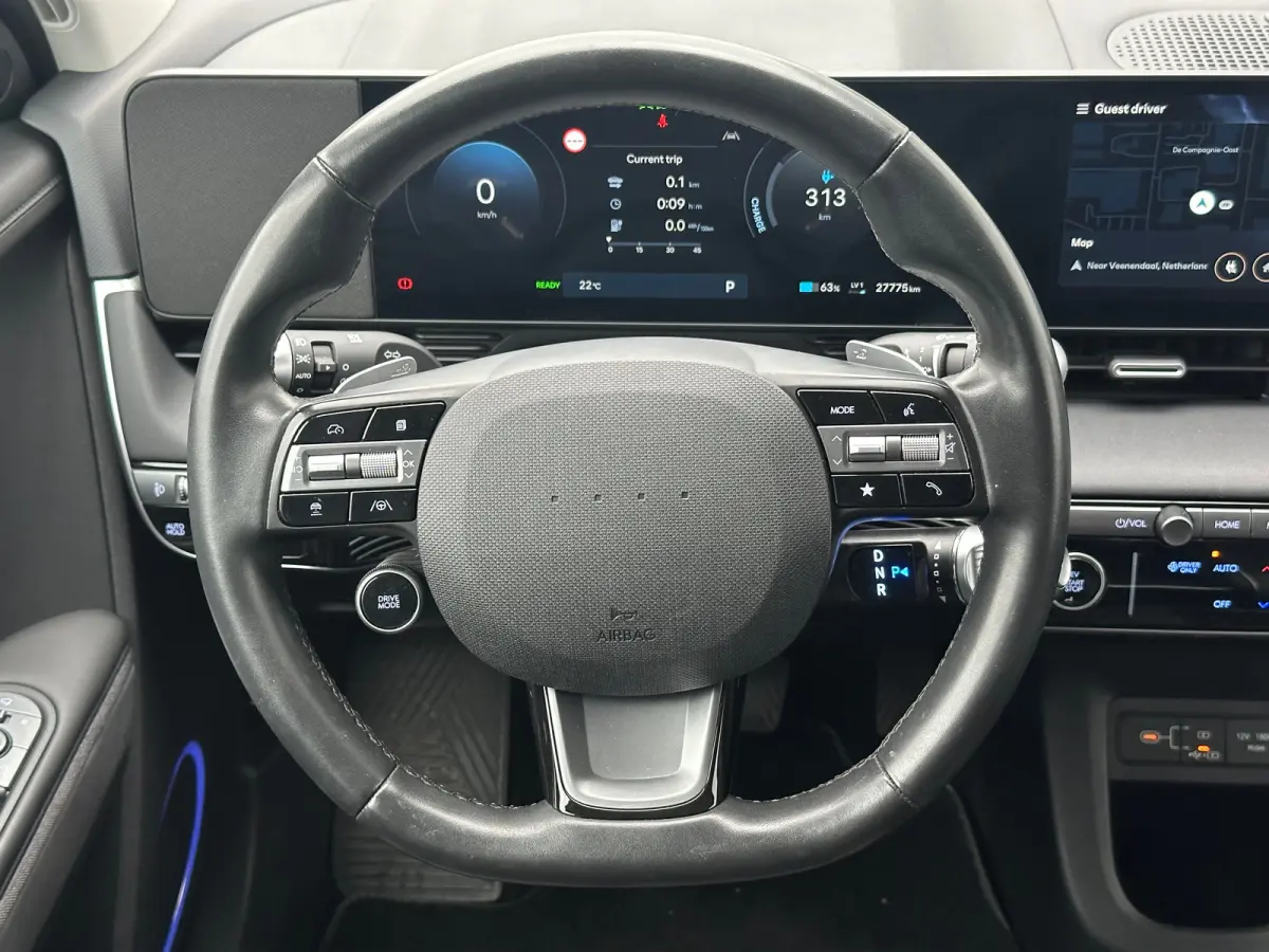 Connect+ 84 kWh | Afneembare trekhaak. | Anti Blokkeer Systeem | Apple Carplay/Android Auto