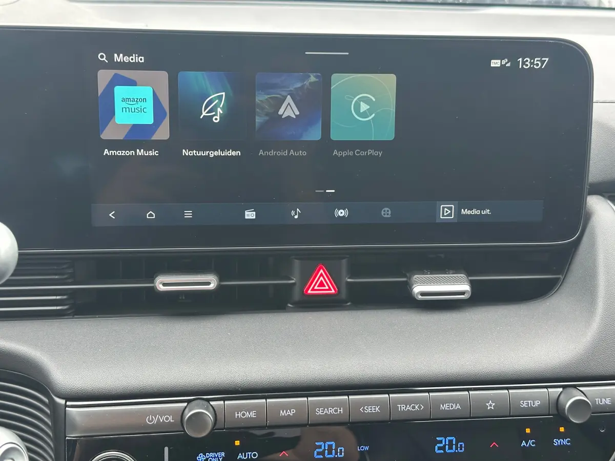 Connect+ 84 kWh | Afneembare trekhaak. | Anti Blokkeer Systeem | Apple Carplay/Android Auto