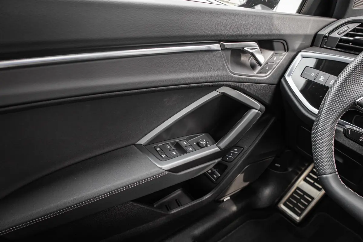 45 TFSIe 245pk PHEV S Edition | 20" LMV | Panoramadak | Leder | Sonos | Memory Stoelen | Apple Carplay/ Android Auto