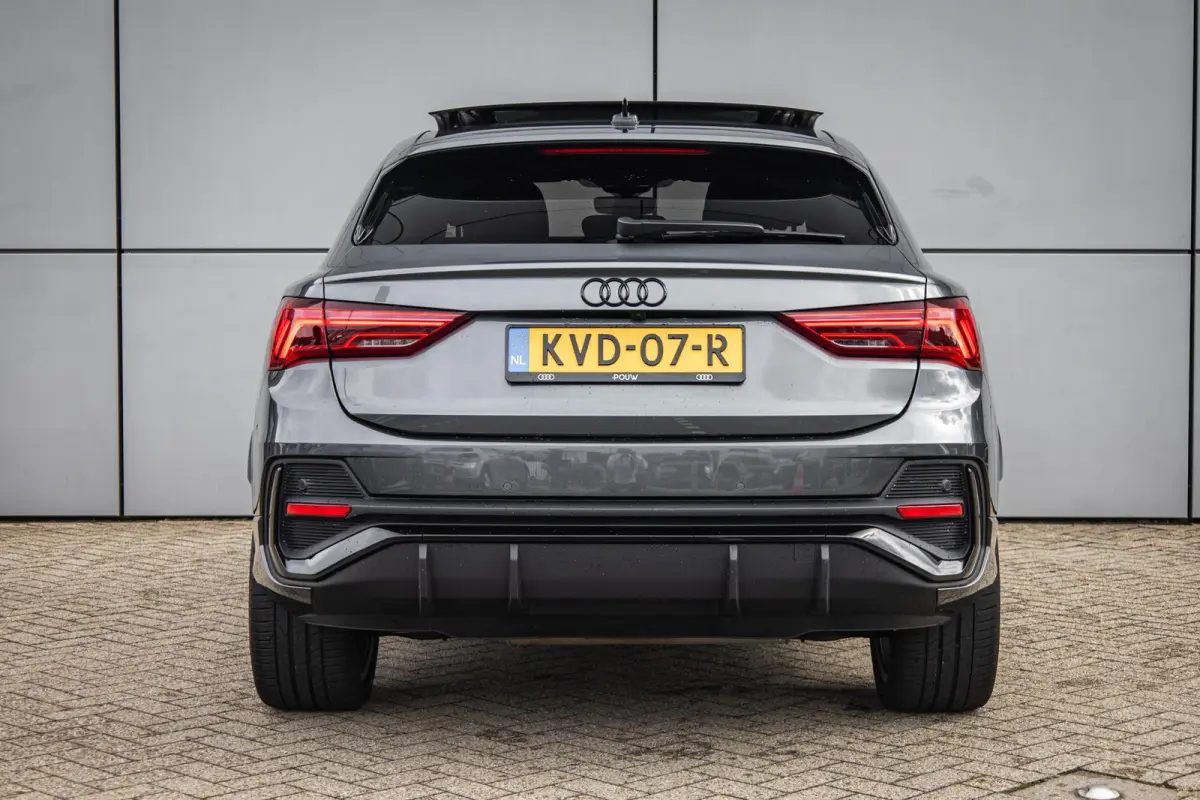45 TFSIe 245pk PHEV S Edition | 20" LMV | Panoramadak | Leder | Sonos | Memory Stoelen | Apple Carplay/ Android Auto