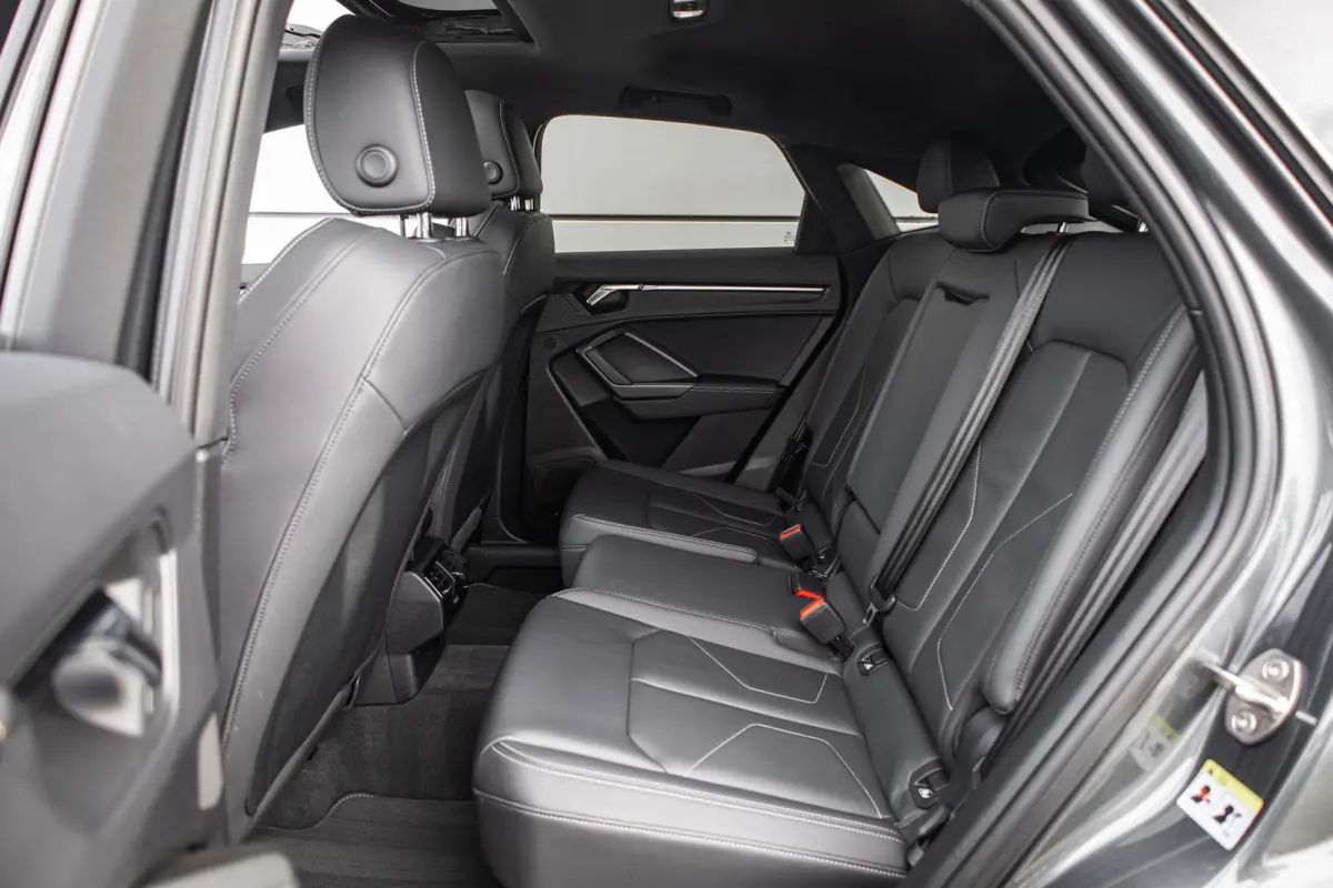 45 TFSIe 245pk PHEV S Edition | 20" LMV | Panoramadak | Leder | Sonos | Memory Stoelen | Apple Carplay/ Android Auto
