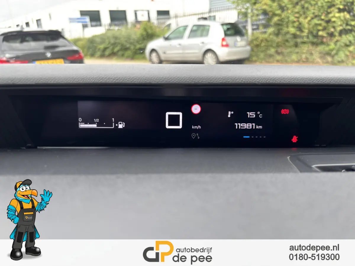 1.2 Turbo 100pk Plus GARANTIE/INCL.BTW/DISTRIBUTIEKETTING/CARPLAY/CRUISE/AIRCO/LICHTMETAAL rijklaarprijs!