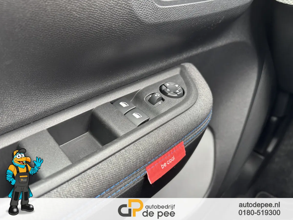 1.2 Turbo 100pk Plus GARANTIE/INCL.BTW/DISTRIBUTIEKETTING/CARPLAY/CRUISE/AIRCO/LICHTMETAAL rijklaarprijs!