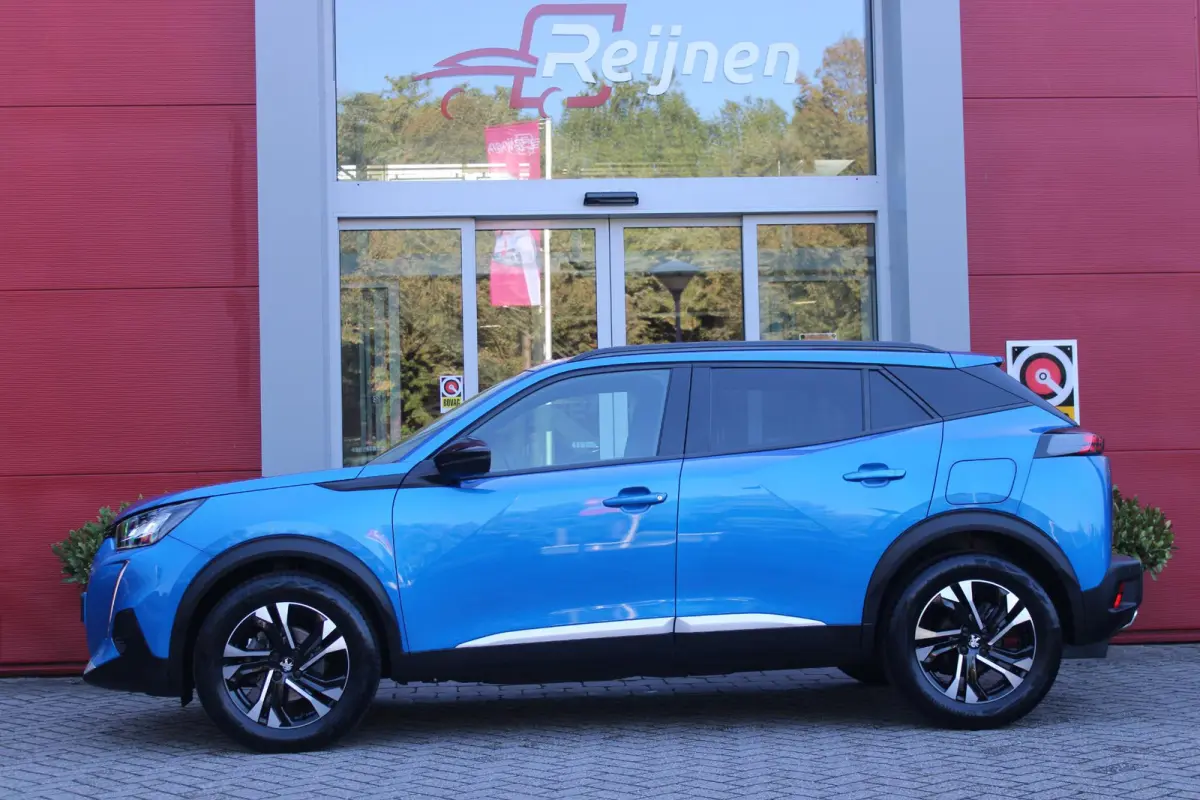 1.2 130PK ALLURE PACK | TREKHAAK AFNEEMBAAR | NAVIGATIE 10" TOUCHSCREEN | APPLE CARPLAY/ANDROID AUTO | ACHTERUITRIJ CAMERA | 3-D INSTRUMENTENPANEEL | CLIMATE CONTROL | CRUISE CONTROL | KEYLE