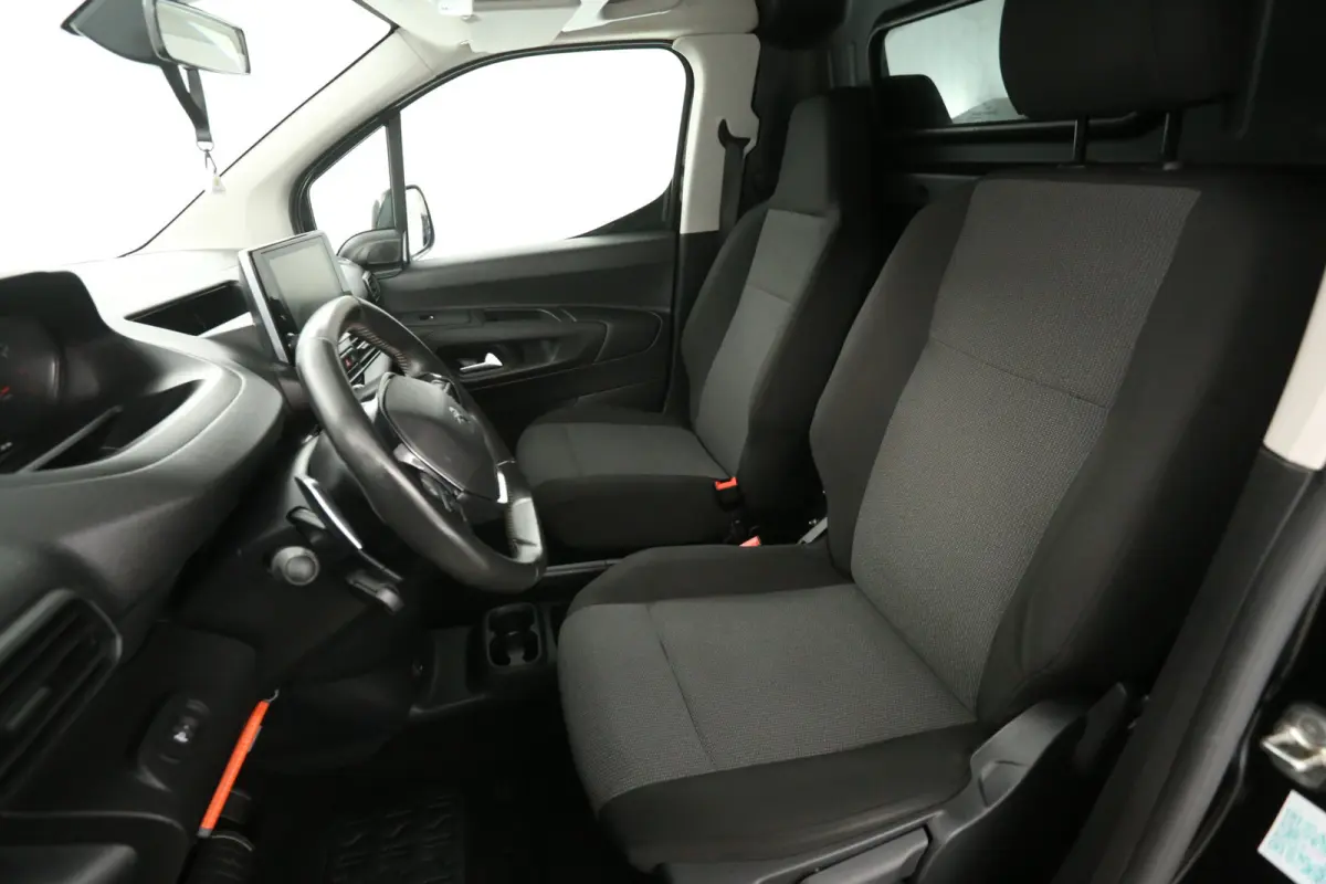 1.5 BlueHDi 131PK EAT8 | Automaat | Clima | Camera | Cruise | Carplay | Navi | Parkeersens.