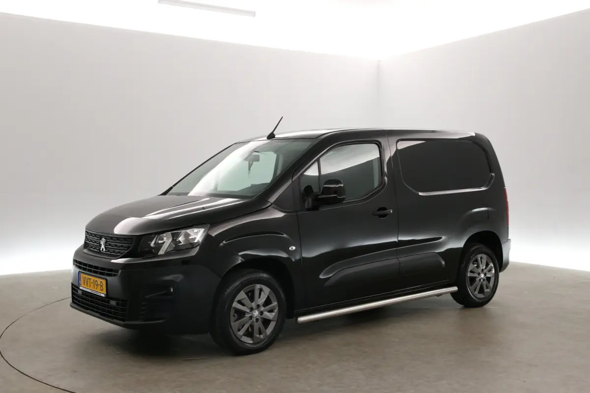 1.5 BlueHDi 131PK EAT8 | Automaat | Clima | Camera | Cruise | Carplay | Navi | Parkeersens.
