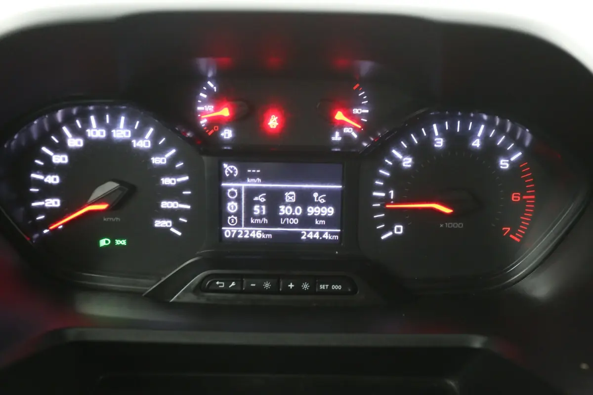 1.5 BlueHDi 131PK EAT8 | Automaat | Clima | Camera | Cruise | Carplay | Navi | Parkeersens.