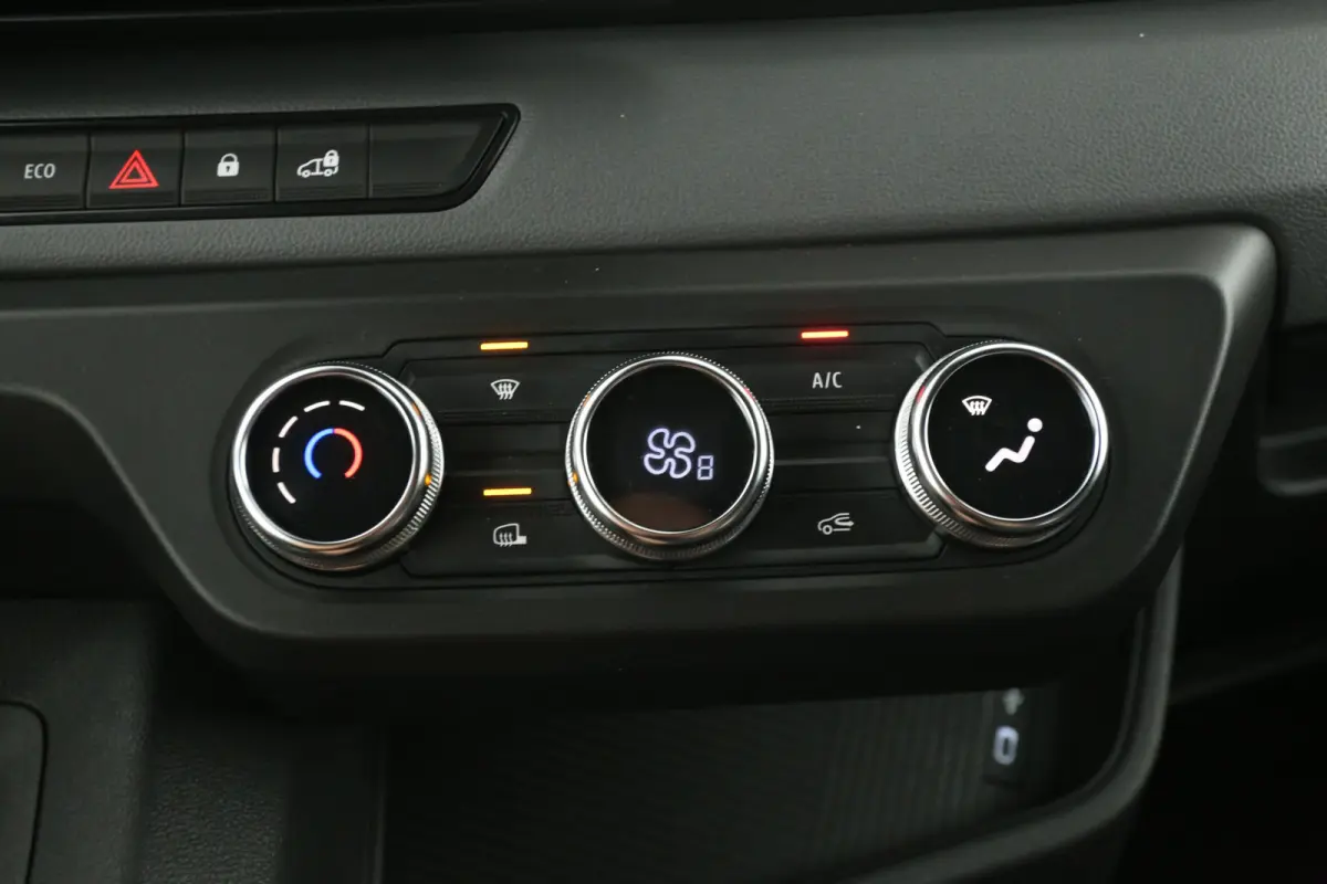 Long Range 87 kWh L2H2 | Snelladen | SOH 98% | Airco | Camera | Cruise | 3 Zits | Carplay | LED | Parkeersens.