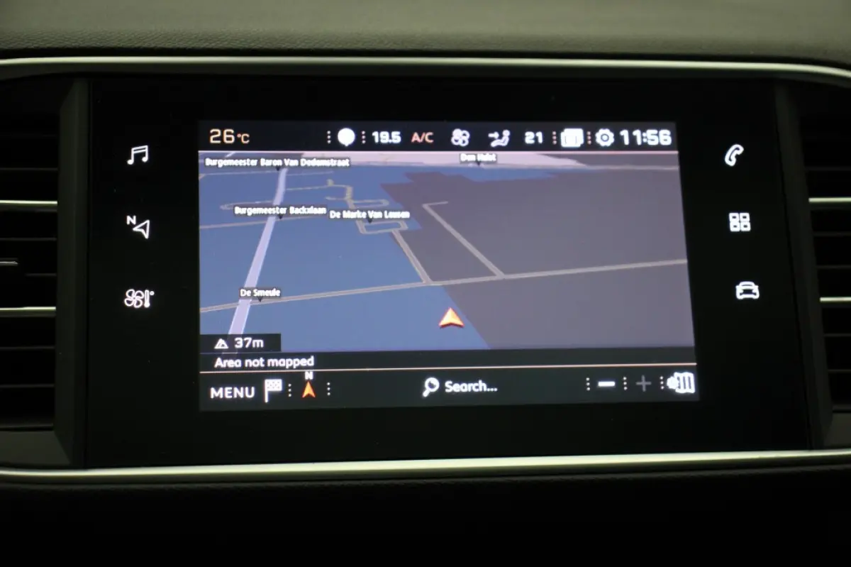 1.2 PureTech Executive - Panorama, Carplay, Trekhaak