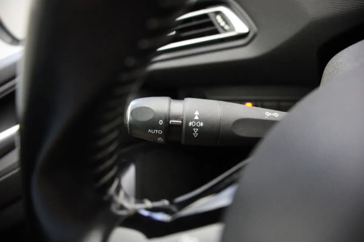 1.2 PureTech Executive - Panorama, Carplay, Trekhaak