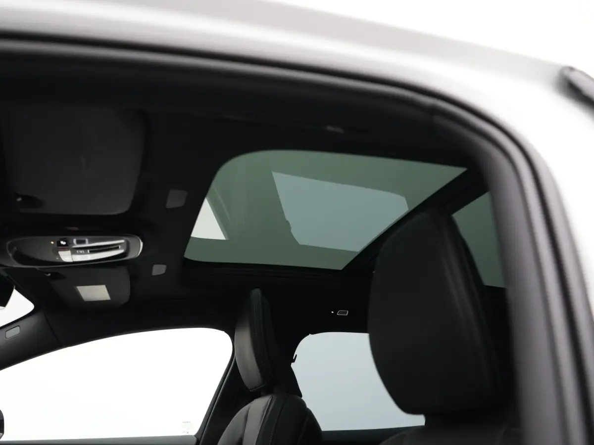 T6 Recharge AWD Ultra Dark | 360° Camera | Bowers & Wilkins Soundsystem | Cruise control adaptief met Stop&Go en stuurhulp
