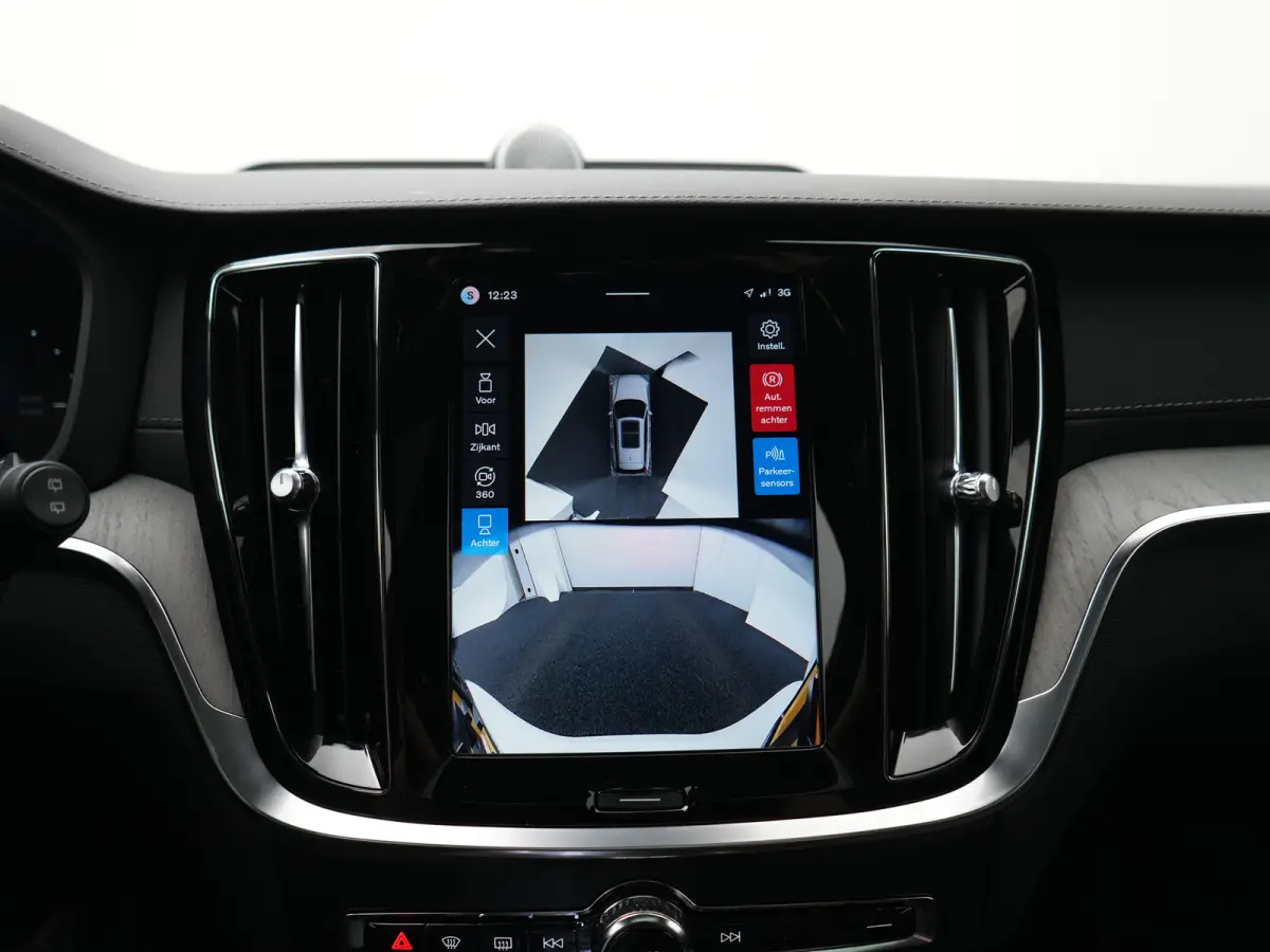 T6 Recharge AWD Ultra Dark | 360° Camera | Bowers & Wilkins Soundsystem | Cruise control adaptief met Stop&Go en stuurhulp