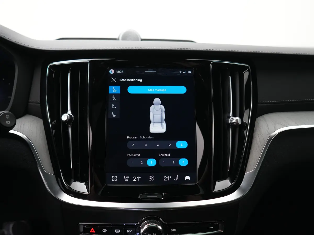 T6 Recharge AWD Ultra Dark | 360° Camera | Bowers & Wilkins Soundsystem | Cruise control adaptief met Stop&Go en stuurhulp