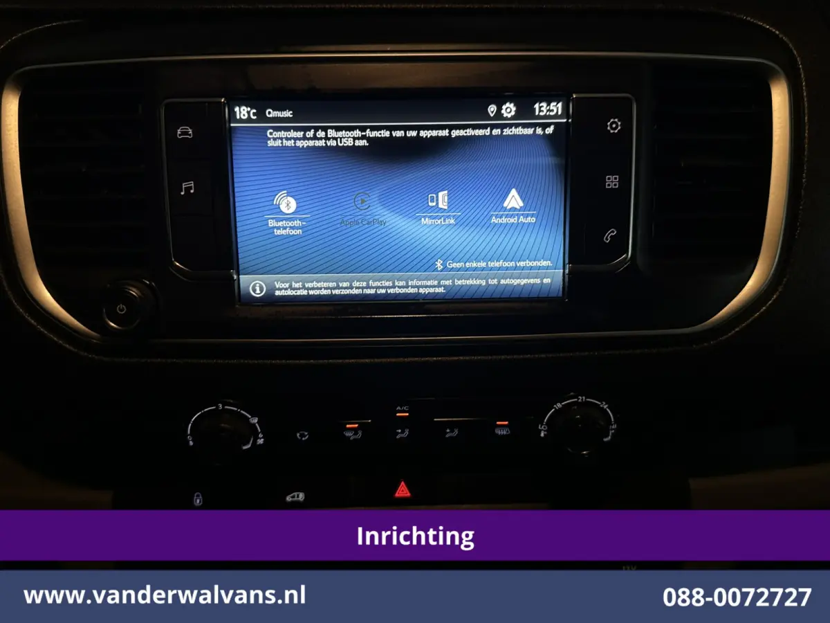 2.0 D-4D 145pk L3H1 Inrichting Euro6 Airco | Camera | Imperiaal | Apple Carplay | Cruisecontrol Android Auto, 2500kg Trekhaak, Bijrijdersbank
