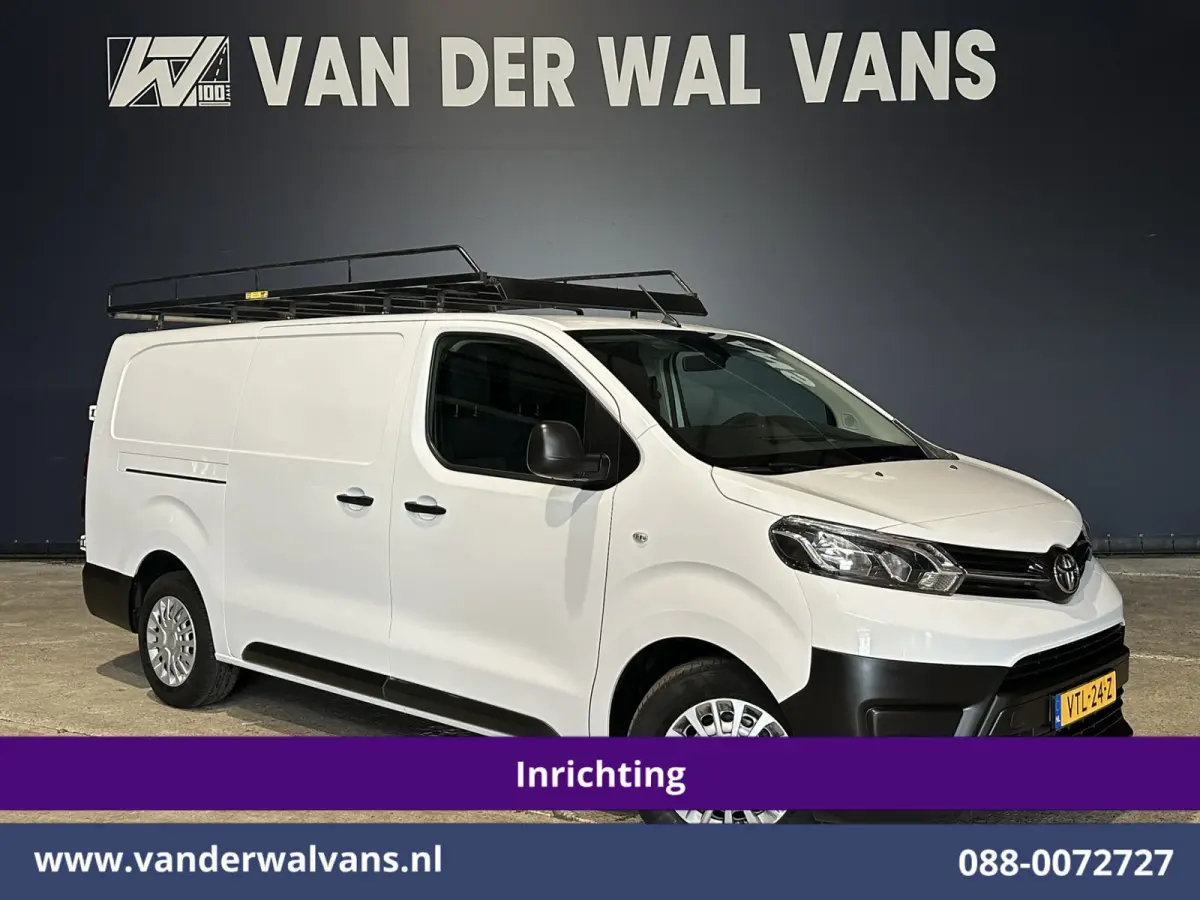 2.0 D-4D 145pk L3H1 Inrichting Euro6 Airco | Camera | Imperiaal | Apple Carplay | Cruisecontrol Android Auto, 2500kg Trekhaak, Bijrijdersbank