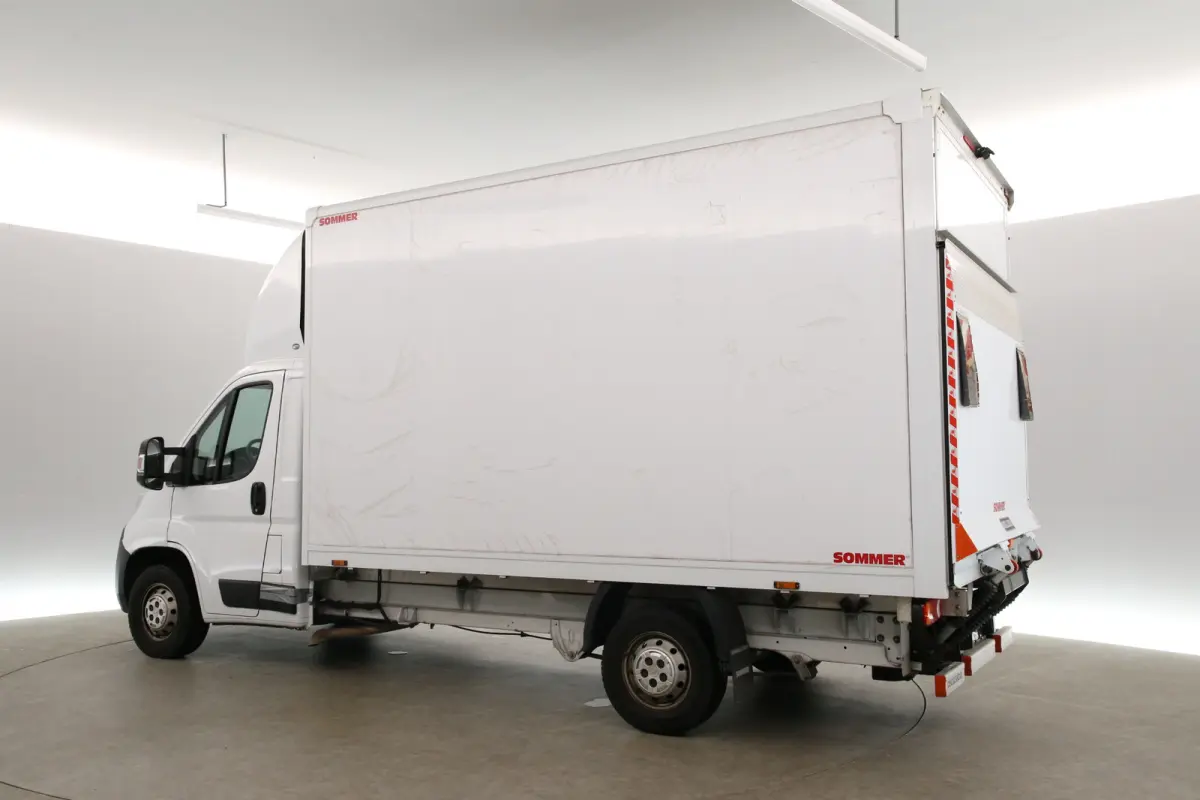 3,5t 2.2 BlueHDI | Bakwagen | Laadklep | Laadbak | Airco | Camera | 3 Zits | Cruise