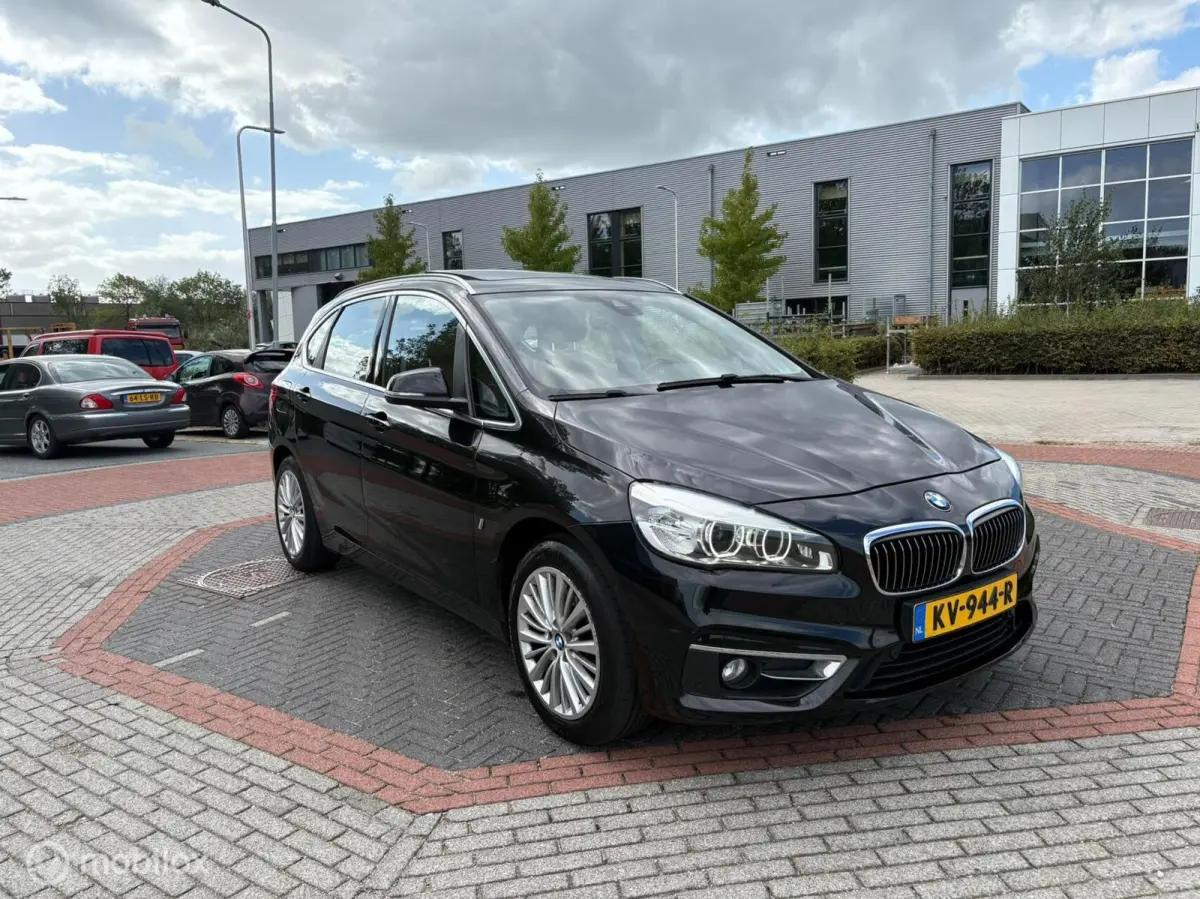 225xe iPerformance Centennial High Executive
