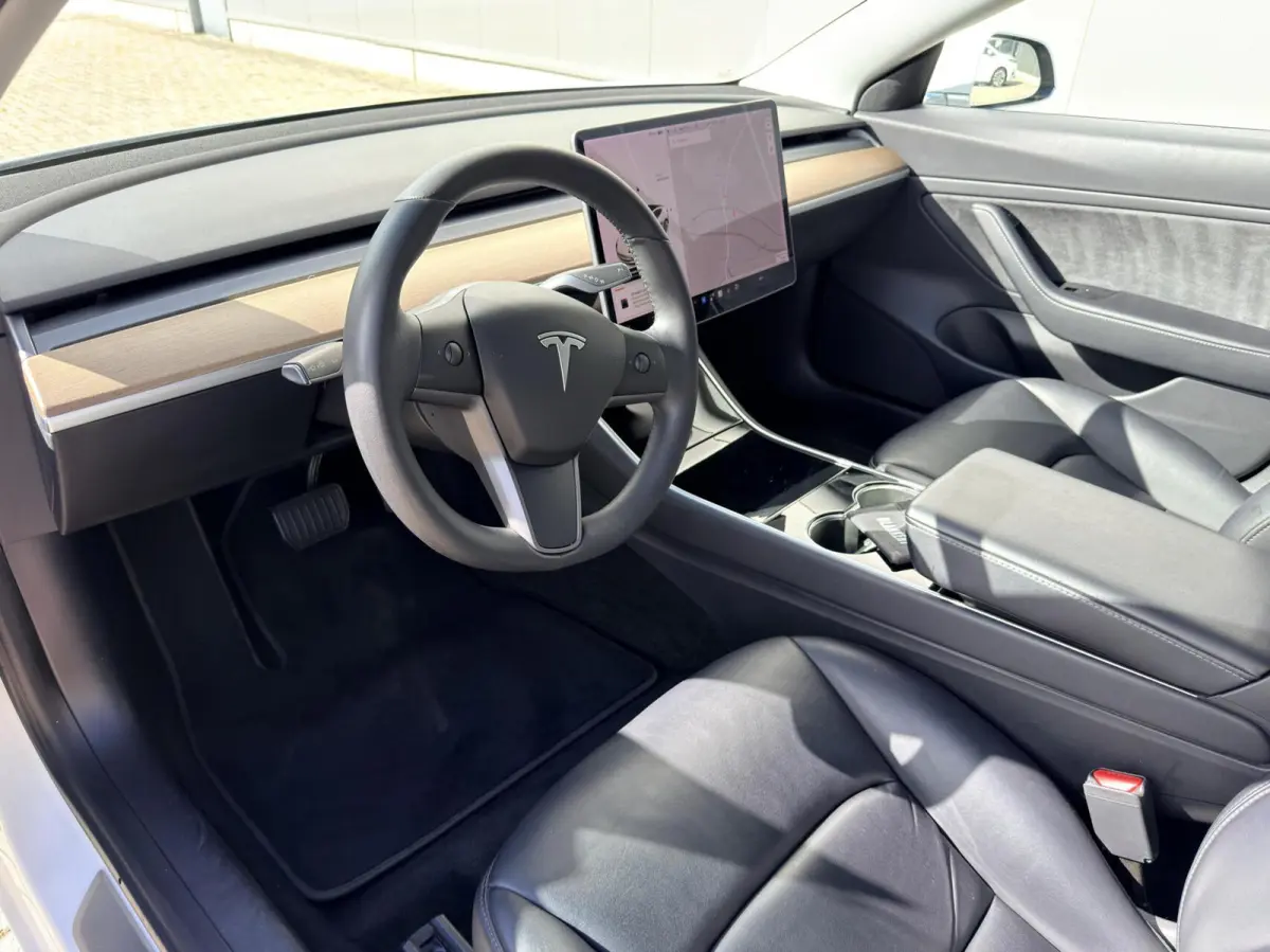 Long Range AWD 75 kWh 1e eig|Autopilot|dealer OH|