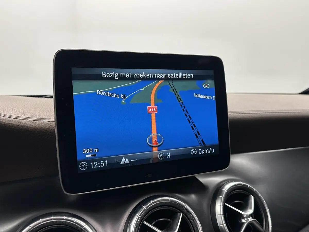 200 Prestige TREKHAAK LEER PANO NAVI CAMERA.