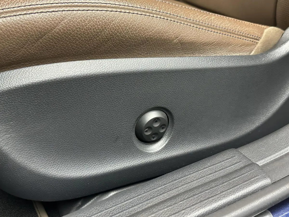 200 Prestige TREKHAAK LEER PANO NAVI CAMERA.