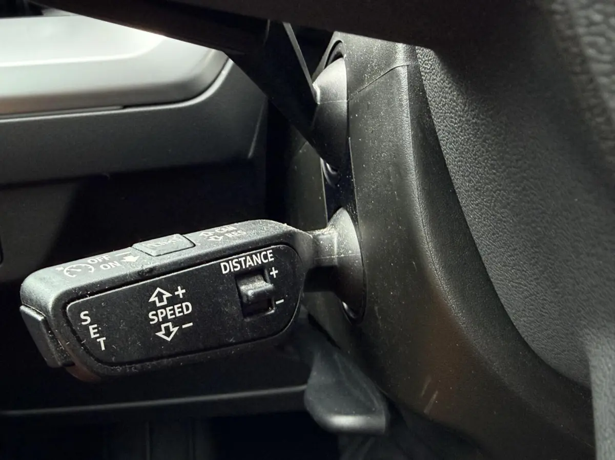 40 Advanced edition 77 kWh 1e eig|Dealer OH|ACC