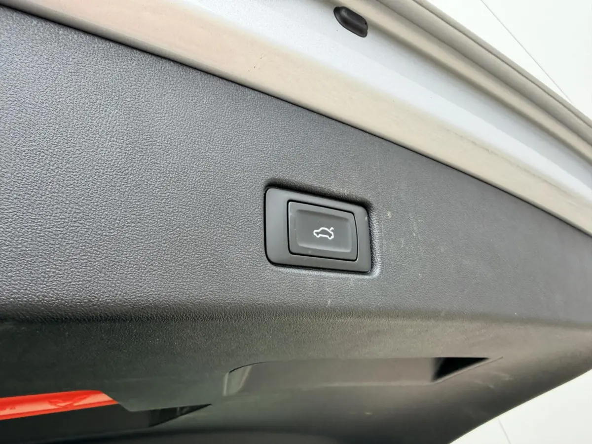 40 Advanced edition 77 kWh 1e eig|Dealer OH|ACC