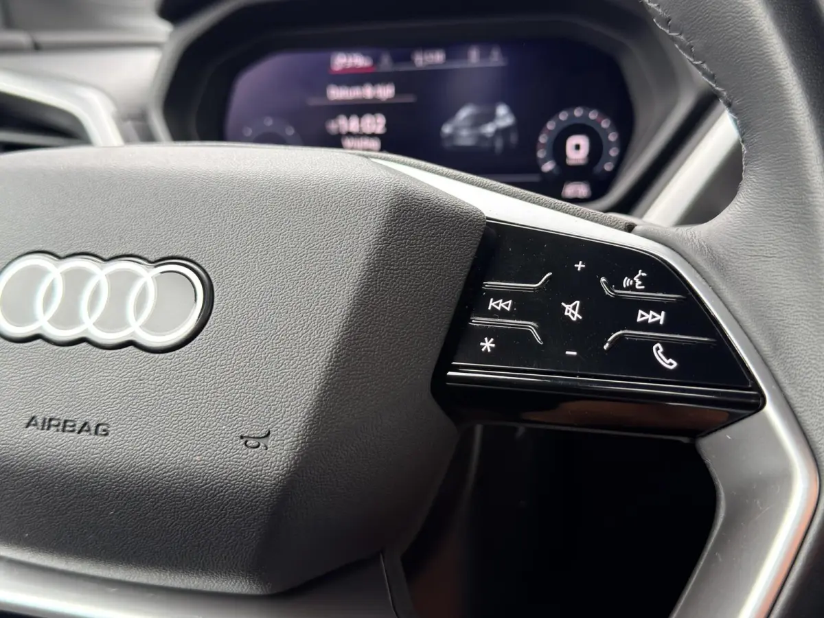 40 Advanced edition 77 kWh 1e eig|Dealer OH|ACC