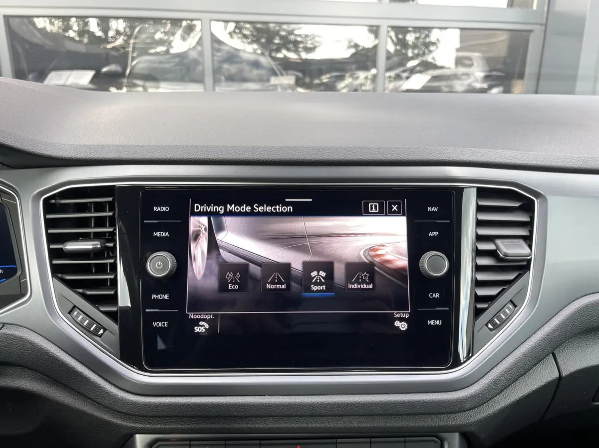 1.5 TSI R-Line AUT. TREKHAAK|DIGITAAL COCKPIT|CARPLAY|LED KOPLAMPEN|ACC CRUISE CONTROL|STOELVERWARMING