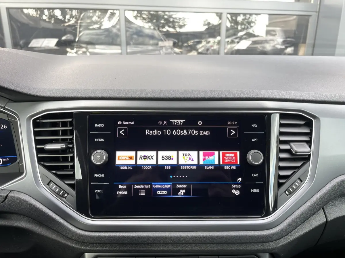 1.5 TSI R-Line AUT. TREKHAAK|DIGITAAL COCKPIT|CARPLAY|LED KOPLAMPEN|ACC CRUISE CONTROL|STOELVERWARMING