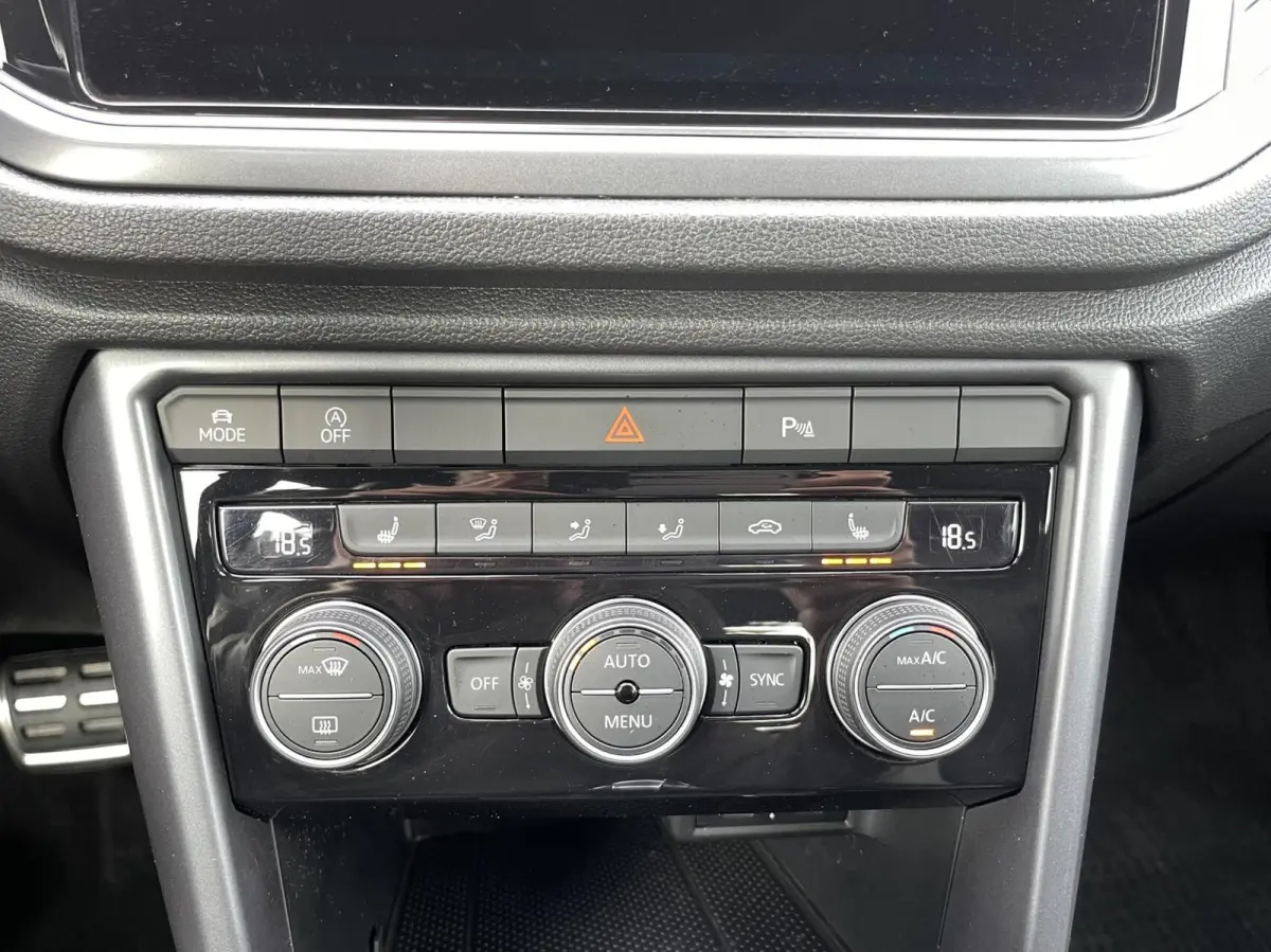 1.5 TSI R-Line AUT. TREKHAAK|DIGITAAL COCKPIT|CARPLAY|LED KOPLAMPEN|ACC CRUISE CONTROL|STOELVERWARMING