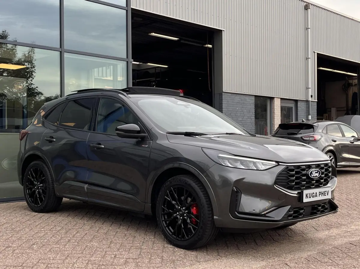 2.5 PHEV ST-Line X 243PK Black Pack €9.500,- Voorraadvoordeel! Elek. Trekhaak Panodak AGR Stoelen Adaptieve Cruise 2100KG Trekgewicht Winterpack Camera Blind-Spot Navi Climate B&O *Complee
