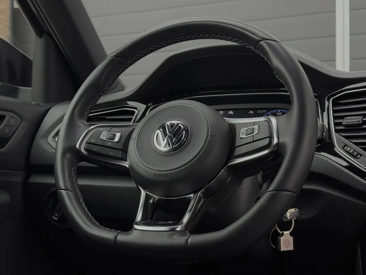 1.5 TSI Sport Business R / PANO / CARPLAY / MODE SPORT / ACC / GARANTIE / LED / DODEHOEK /CAMERA / LUXE LEDER /