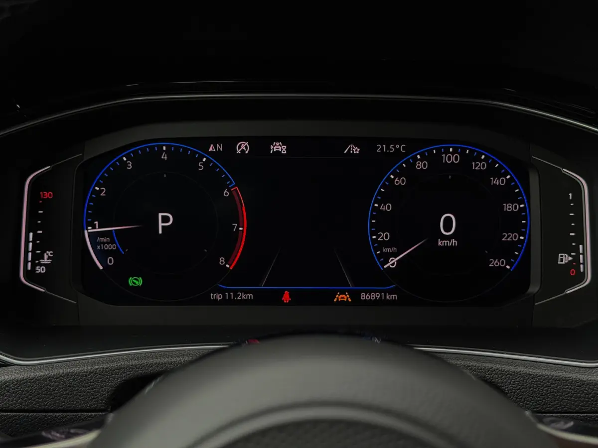 1.5 TSI Sport Business R / PANO / CARPLAY / MODE SPORT / ACC / GARANTIE / LED / DODEHOEK /CAMERA / LUXE LEDER /