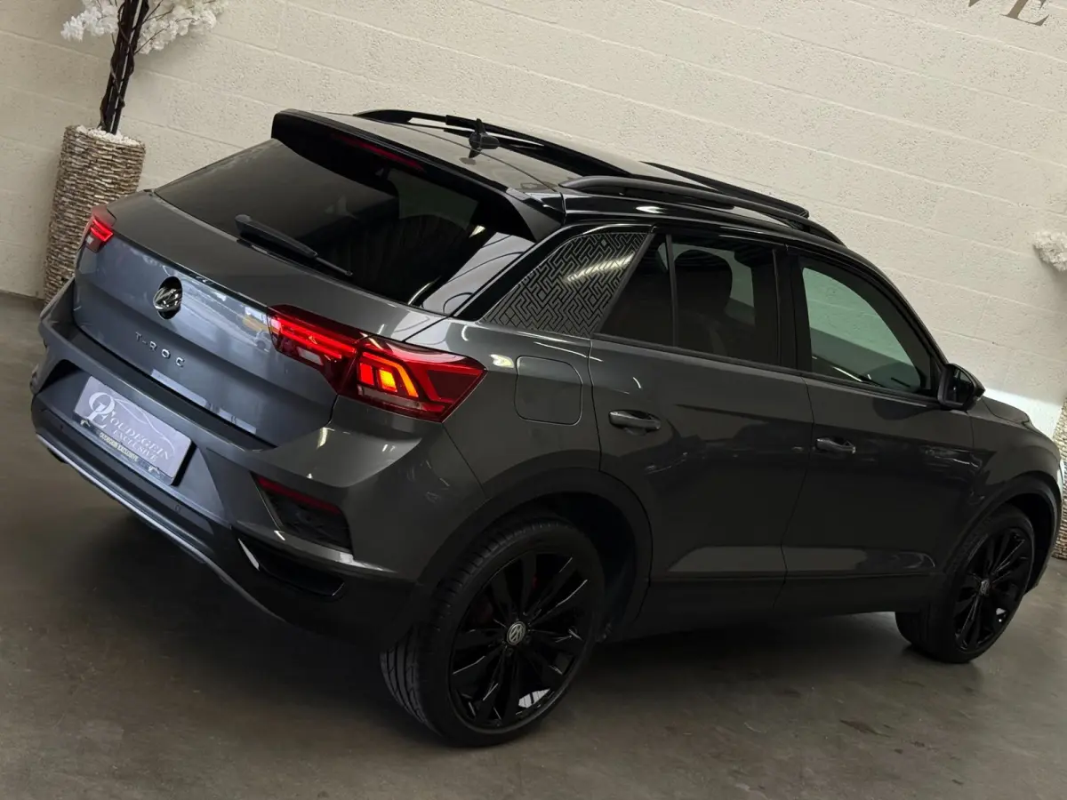1.5 TSI Sport Business R / PANO / CARPLAY / MODE SPORT / ACC / GARANTIE / LED / DODEHOEK /CAMERA / LUXE LEDER /