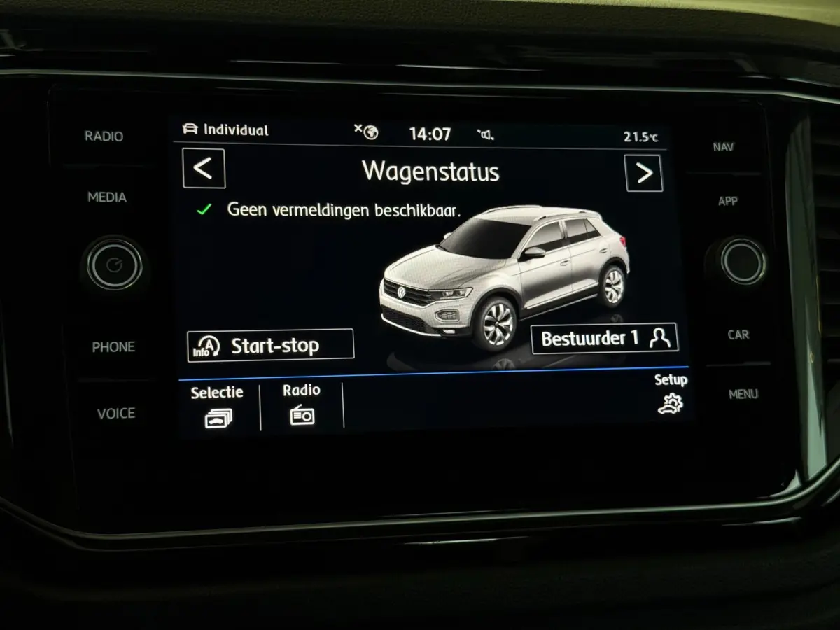 1.5 TSI Sport Business R / PANO / CARPLAY / MODE SPORT / ACC / GARANTIE / LED / DODEHOEK /CAMERA / LUXE LEDER /