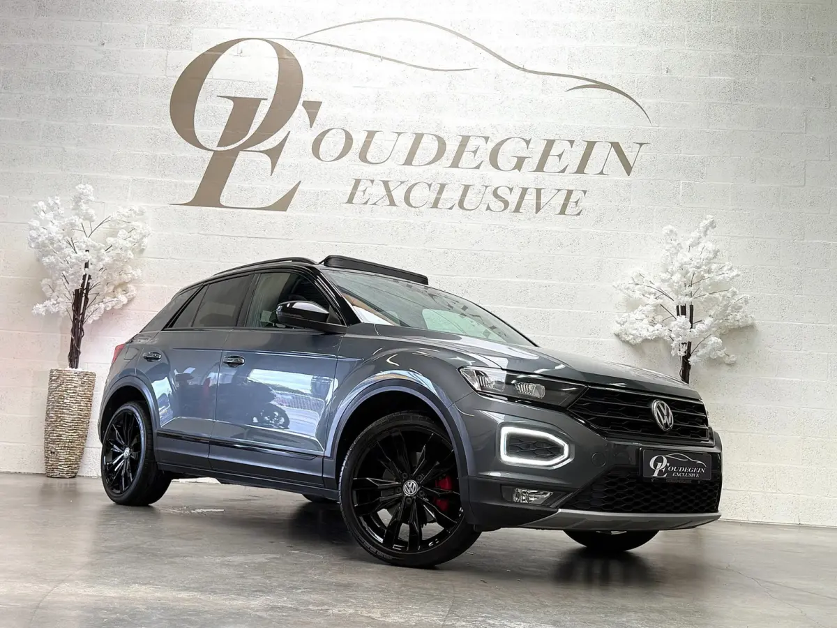 1.5 TSI Sport Business R / PANO / CARPLAY / MODE SPORT / ACC / GARANTIE / LED / DODEHOEK /CAMERA / LUXE LEDER /