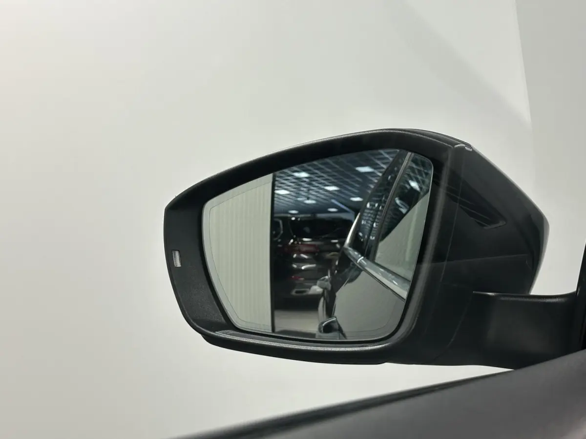 1.0 TSI Greentech Ambition Business NAVI ECC CARPLAY CRUISE STOELVERWARMING.