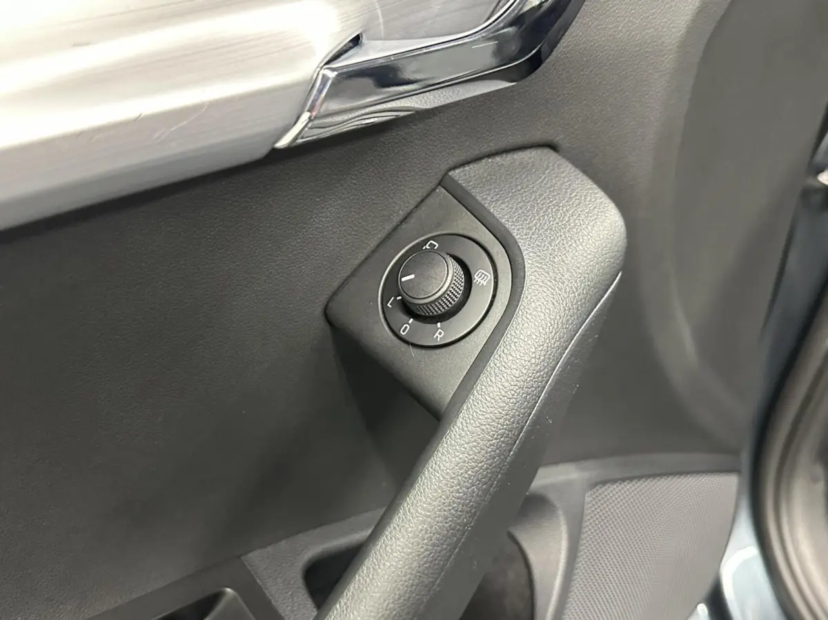1.0 TSI Greentech Ambition Business NAVI ECC CARPLAY CRUISE STOELVERWARMING.