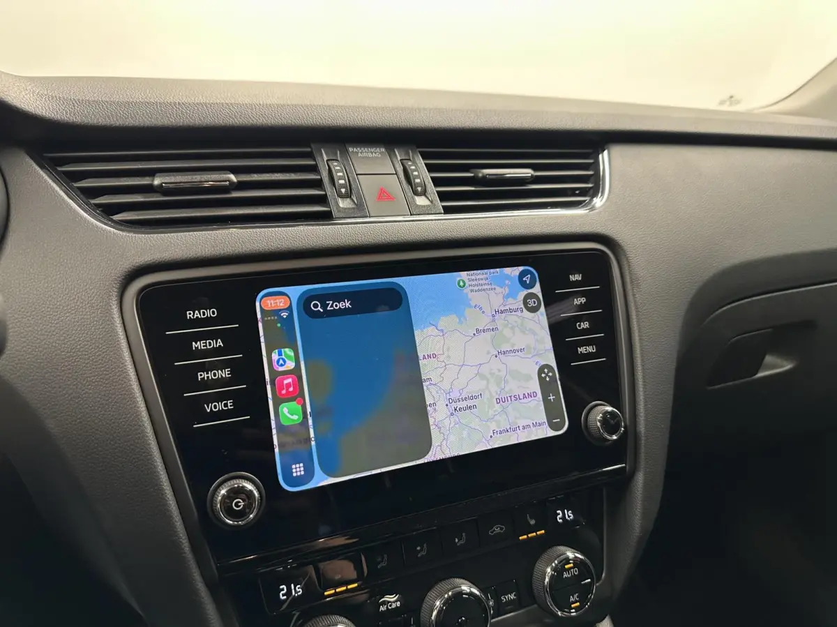 1.0 TSI Greentech Ambition Business NAVI ECC CARPLAY CRUISE STOELVERWARMING.