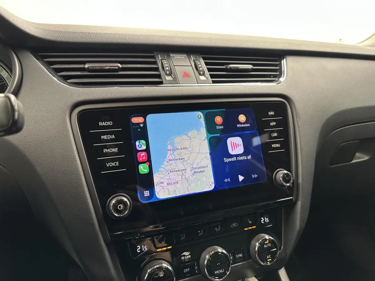 1.0 TSI Greentech Ambition Business NAVI ECC CARPLAY CRUISE STOELVERWARMING.