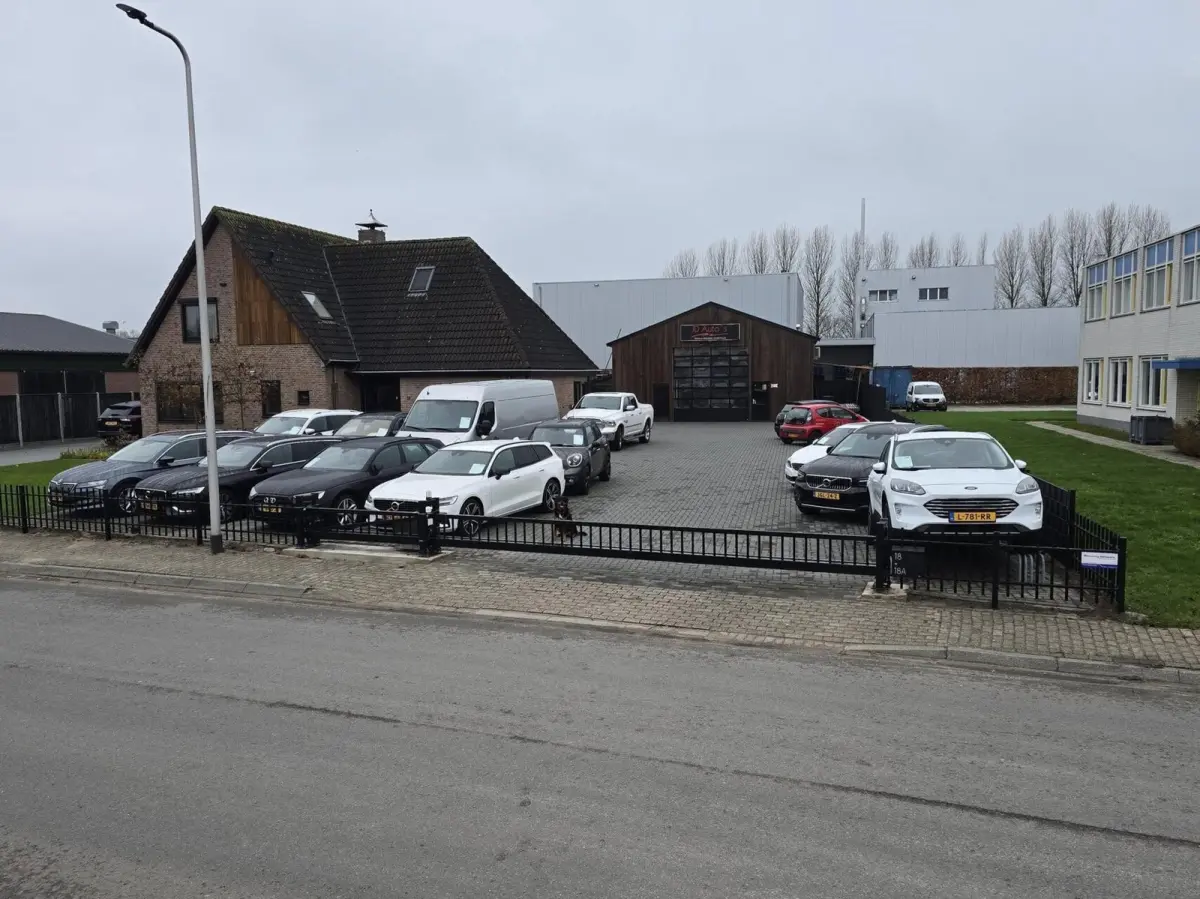 1.5 PHEV BLACK EDITION PANO 360CAM ZWARTE HEMEL