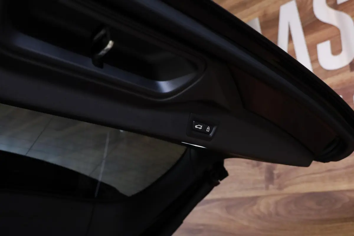 xDrive45e M-Sport|Individual|Pano|H&K|360|Ventilatie|