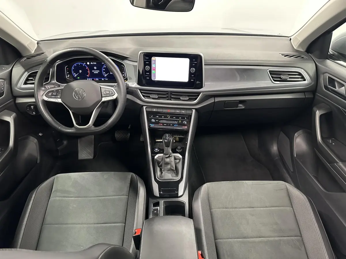 1.5 TSI R-Line Business+ PANO CARPLAY ADAPTIEF CRUISE 35000 KM.