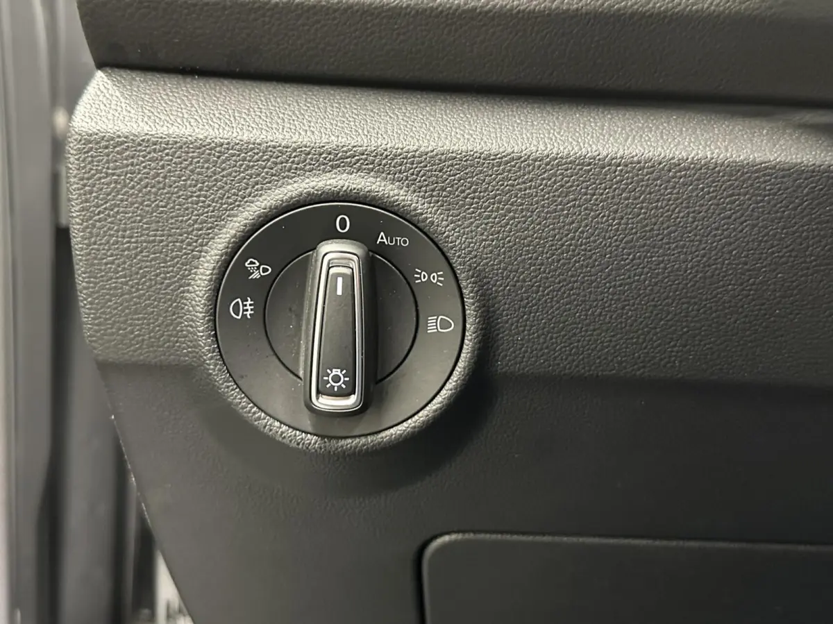 1.5 TSI Style Business+ PANO CARPLAY ADAPTIEF CRUISE 35000 KM.