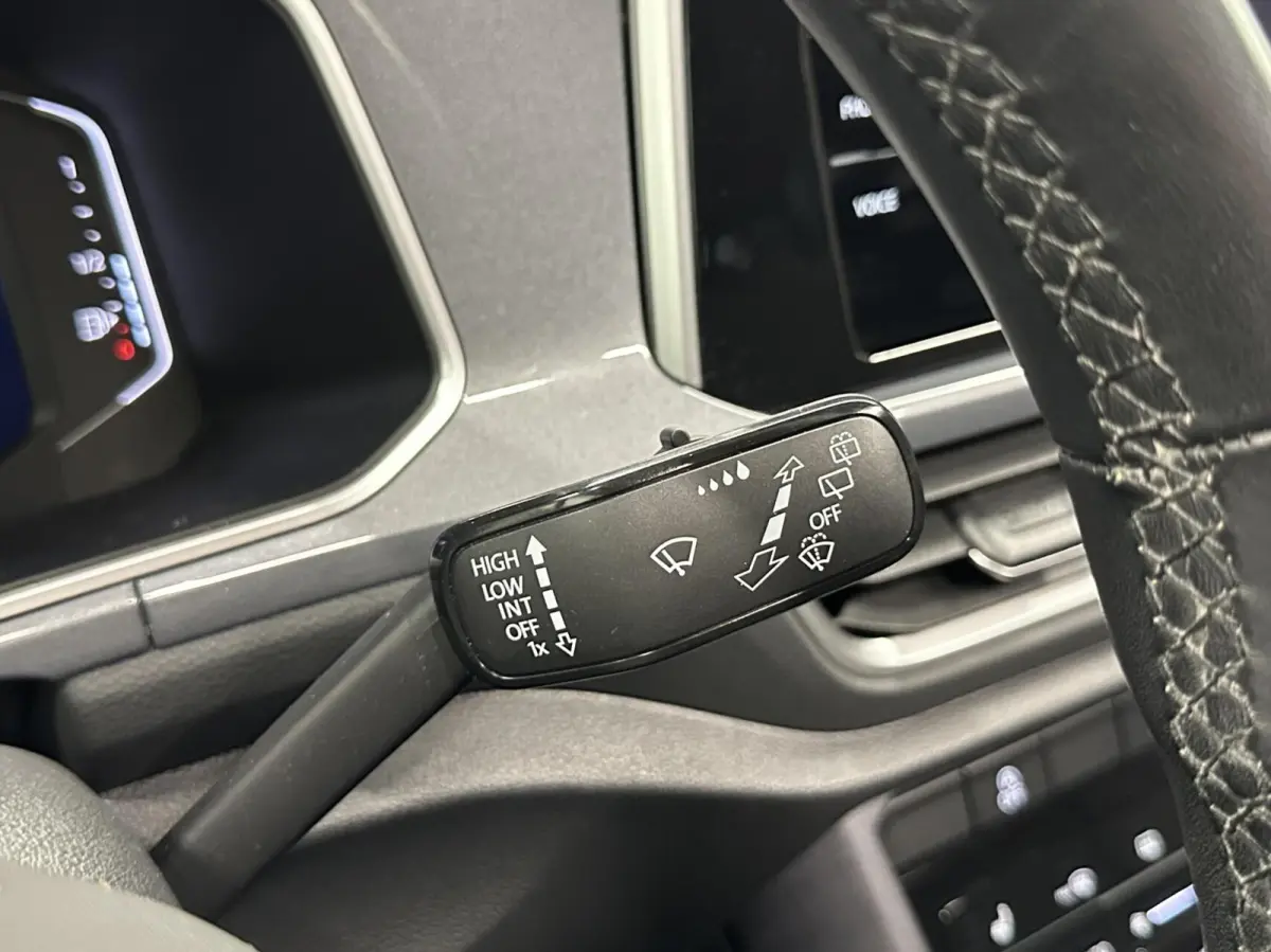 1.5 TSI Style Business+ PANO CARPLAY ADAPTIEF CRUISE 35000 KM.