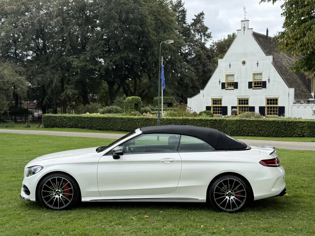 C300